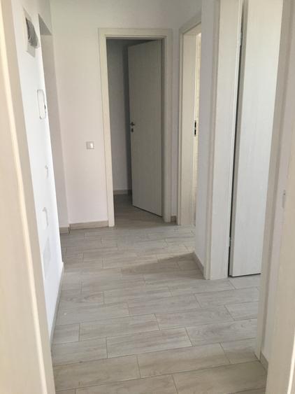 Garsoniera tractorul bloc nou