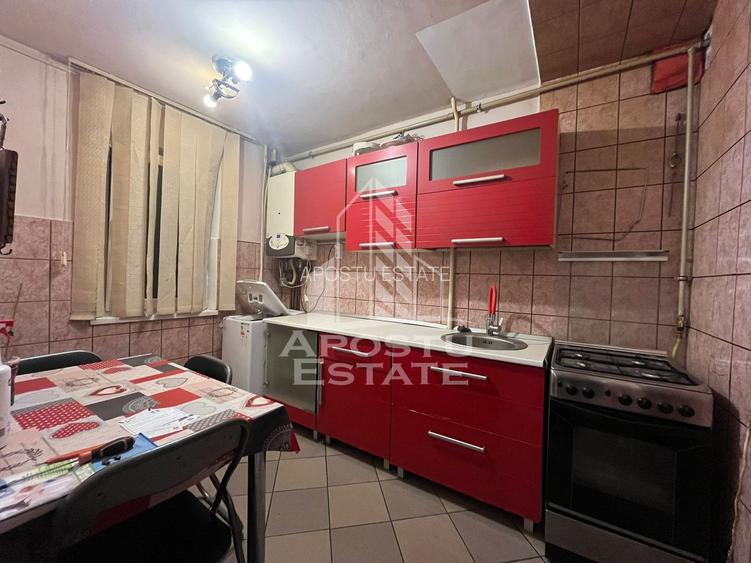 Apartament cu 3 camere, semicomandandat, etaj intermediar, Sagului - 6