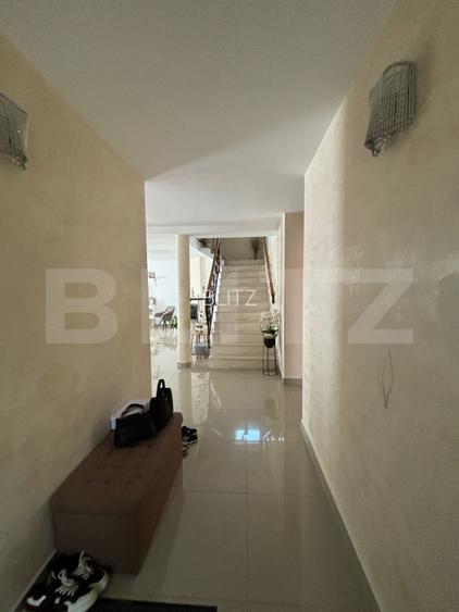 Casă individuala de vânzare, 5 camere, 214 mp, Bistrita - 11