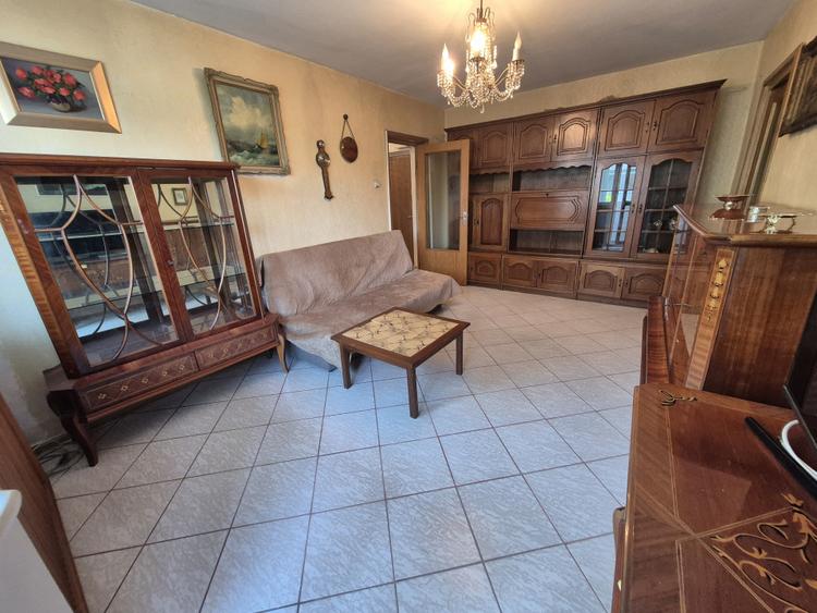 2 camere, et 4/8, strada Turda cu Ion Mihalache