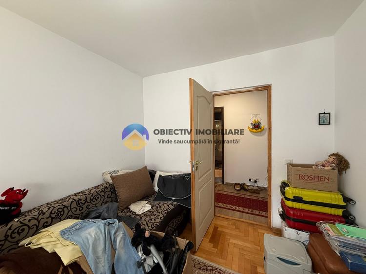 Apartament 4 camere– Str. Burebista- Piatra Neamț