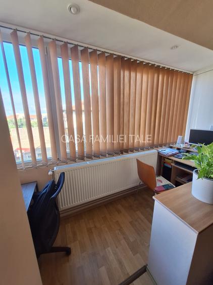 !! 3 Camere model mare.. zona Timocului-A. Saguna vedere spre Bega - 7
