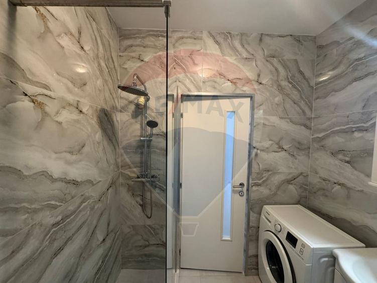 De inchiriat apartament la 3 minute de Centru Vechi!