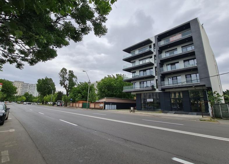 Spatiu comercial de vanzare in Vitan Plaza, Comision 0%