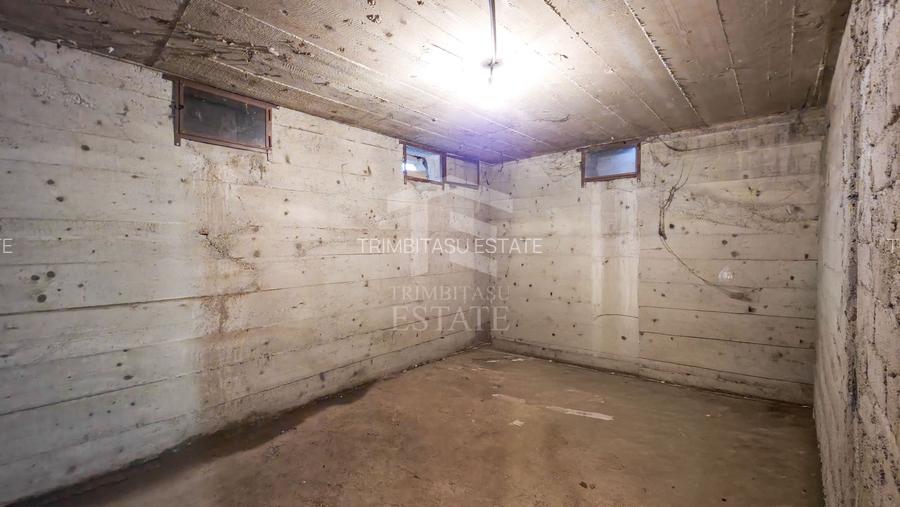 Casă 11 camere cu livadă | Dragomirești-Deal | De Închiriat - 28