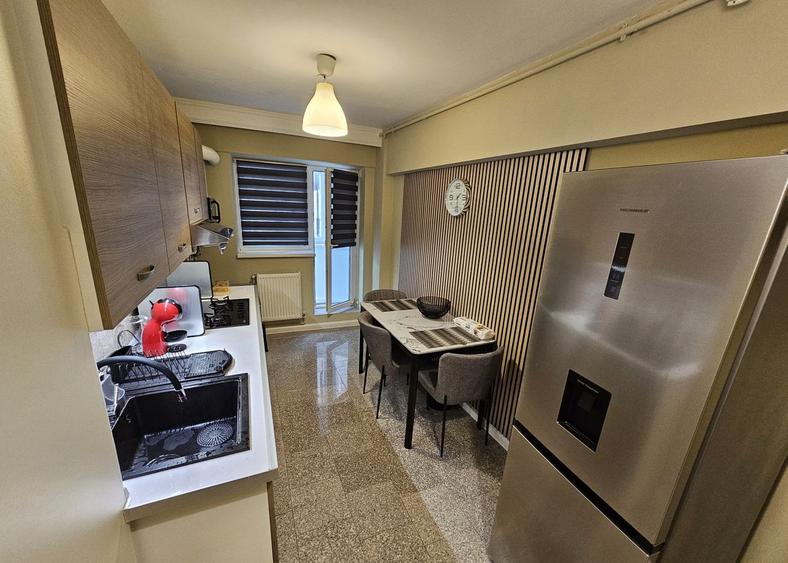 Apartament 2 camere Zona Stadion/Centrala Proprie/AC/Parcare/CTB