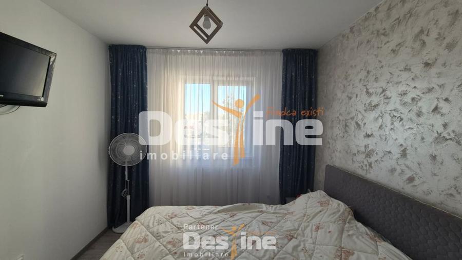 Apartament cu 2 camere etaj intermediar, renovat, boxa, zona Tudor Vladimirescu