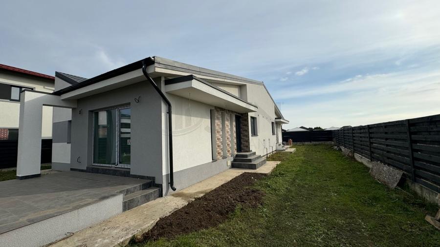 REV2004395 Casa parter tip duplex Tunari