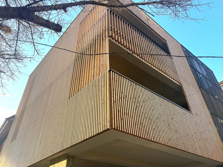 Apartament de 3 camere în imobil cu arhitectura contemporană în Dorobanți