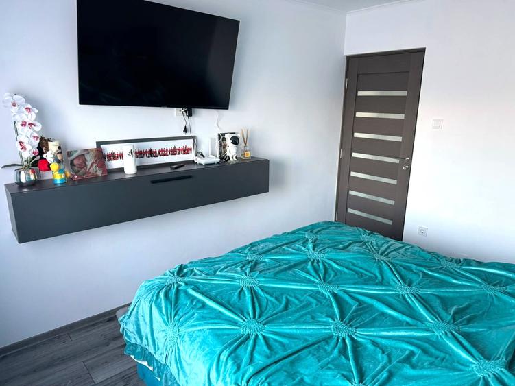 Apartament 3 camere cu Balcon SUPERB - Cartier E3
