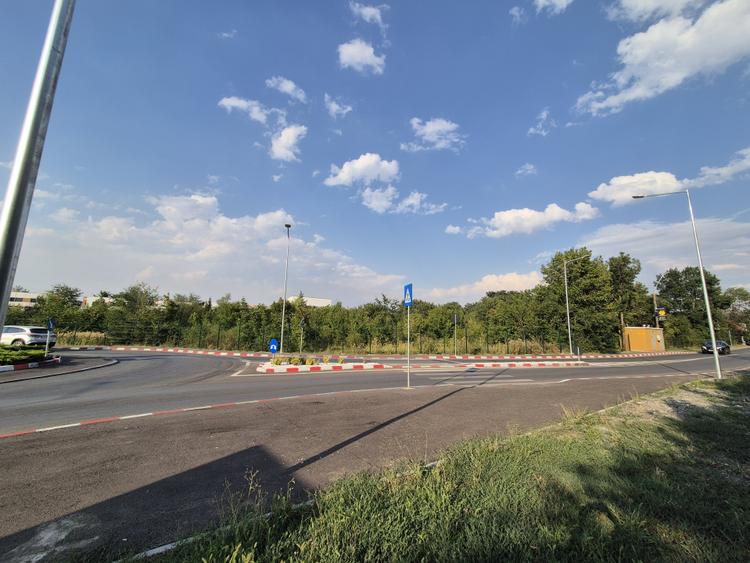 Voluntari - Popasului stradal inchiriere 1700 mp teren