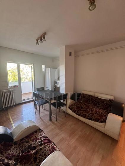 Apartament 2 camere în zona INTERSERVISAN