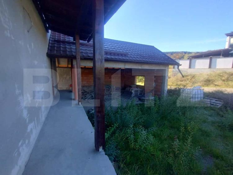 Casa 5 camere,2 nivele,150 mp,1500 mp de teren,zona Dealu Jelnei