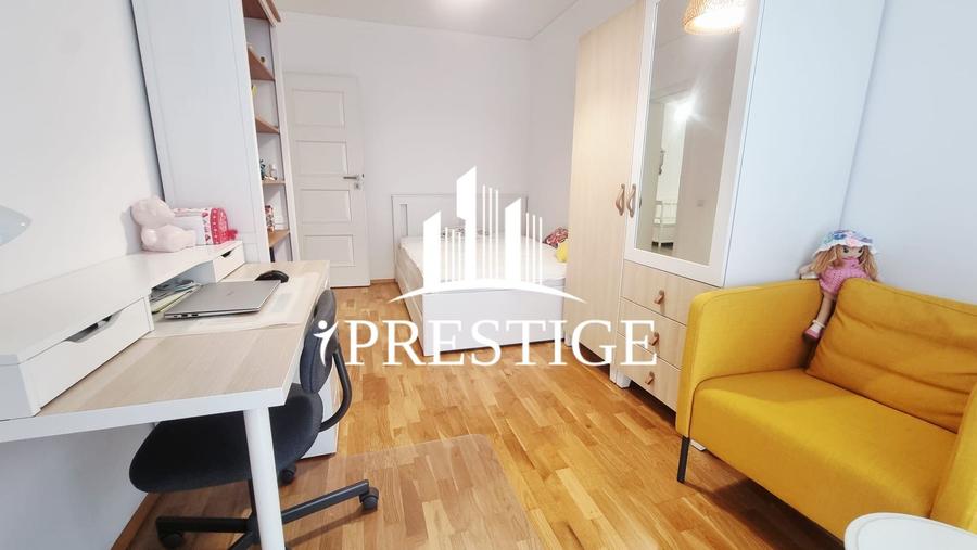 APARTAMENT DE VÂNZARE 4 CAMERE ETAJ 1 BALCON BOXĂ LIFT PARCARE CENTRAL