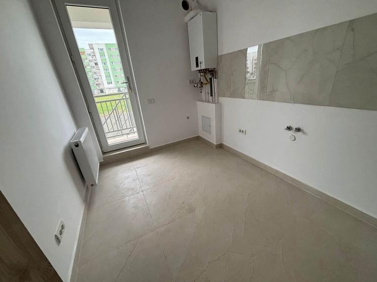 GARSONIERA CU CURTE GENEROASA BLOC NOU, DUBLU ACCES METROU