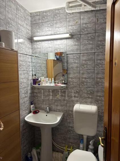 Apartament 4 camere în zona P-TA FLORA