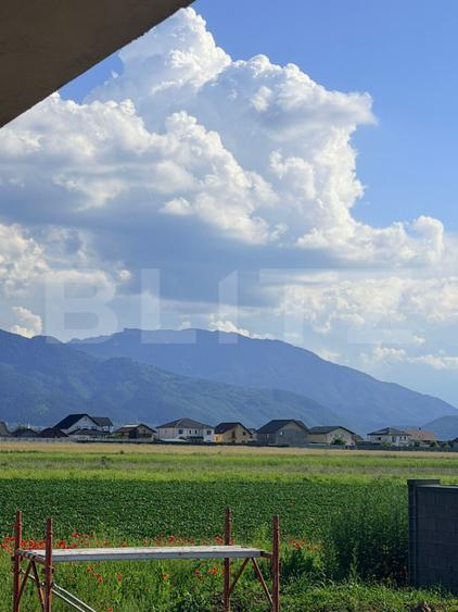 Casă de vânzare – Cartier Izvor, Tărlungeni 5 camere, 152 mp, 600 mp teren