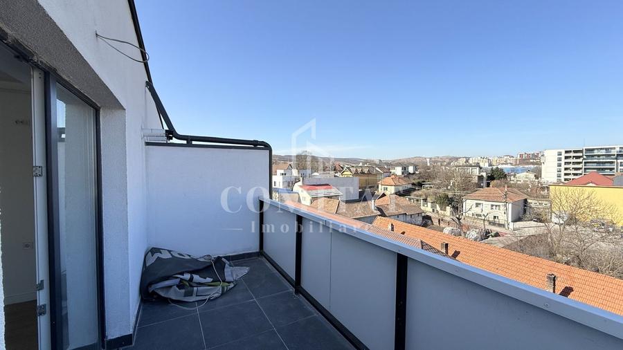 Preț excelent | Apartament cu 4 camere, 2 băi | Dâmbul Rotund