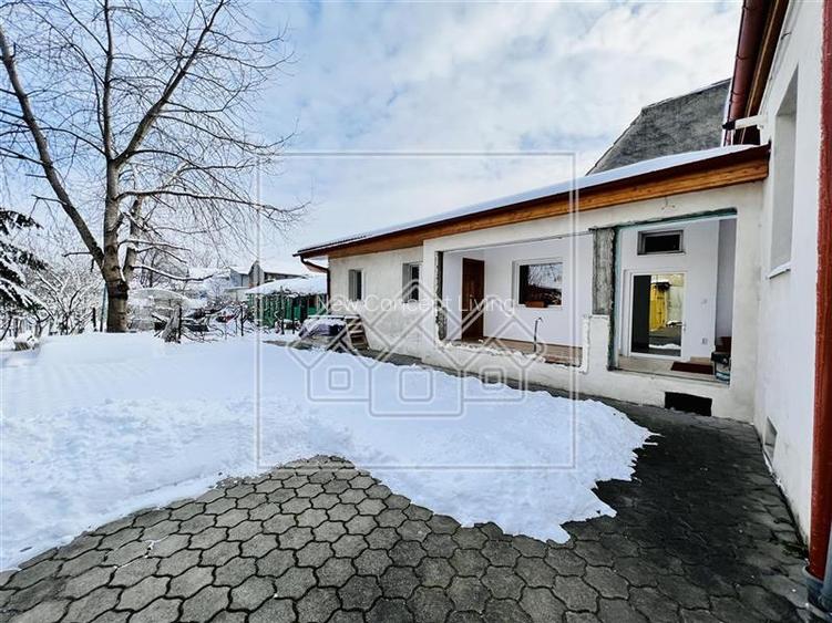 Casa in Lazaret, 900 mp teren, 663 mp gradina, pivnita si pod - 8