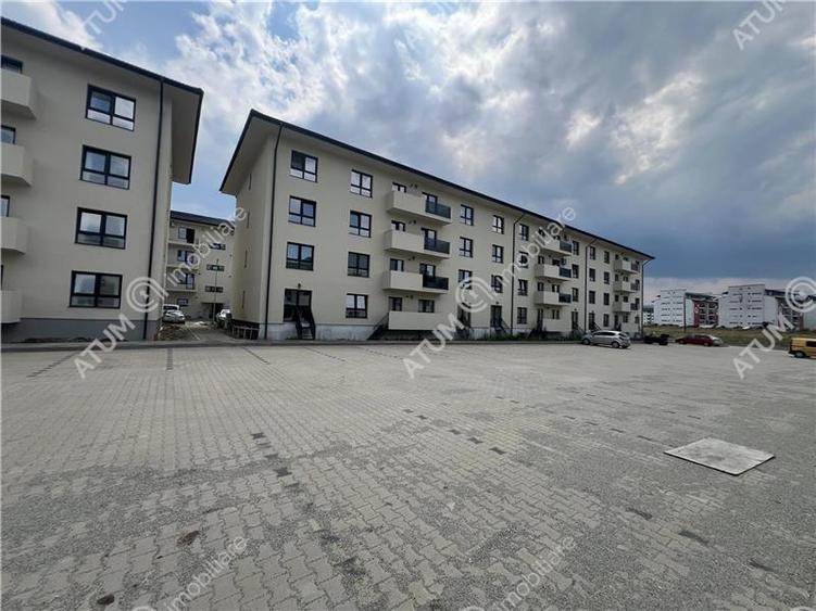 Apartament cu 3 camere 2 bai si 2 balcoane etaj 1 zona Doamna Stanca