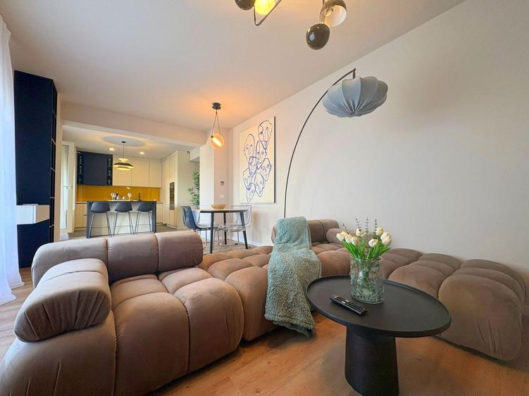 Penthouse amenajat modern, parcare inclusa - City of Mara