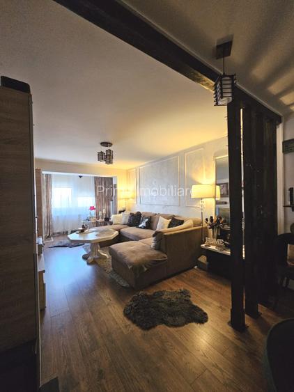 Apartament cu 3 camere de vanzare zona - Cetate | ETAJUL 3 | 65 mp utili. - 8