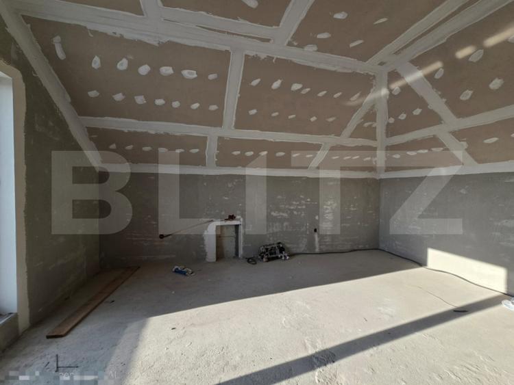 Duplex semifinisat, zona Dambul Rotund, priveliste spre oras - Unitatea C2