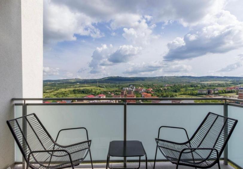 Apartament 2 camere 50mp zona Grand Hotel Italia Buna Ziua
