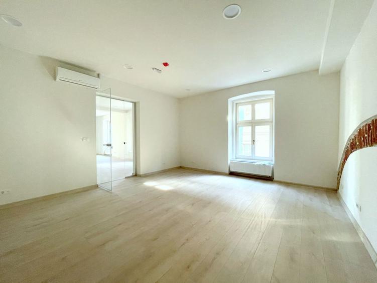 Spatiu birouri - 287 mp I zona Ultracentrala - Piata Unirii