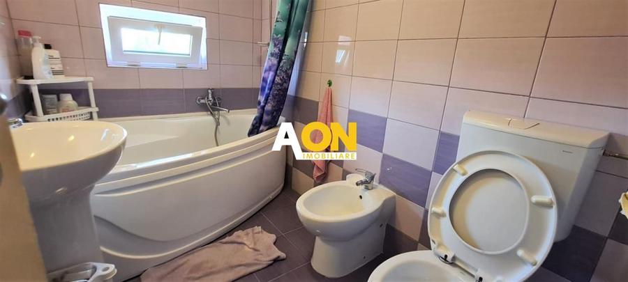 Casa de Vanzare, 4 Camere, 350MP teren, zona LIDL