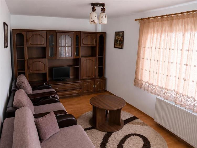 Apartament 3 camere decomandat 2 bai parcare subterana zona Terezian