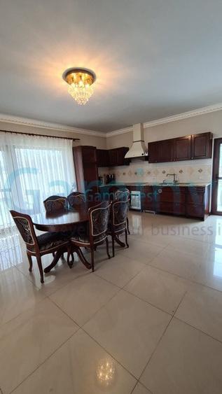 Vila pe 3 nivele, de vanzare, Oradea, Bihor
