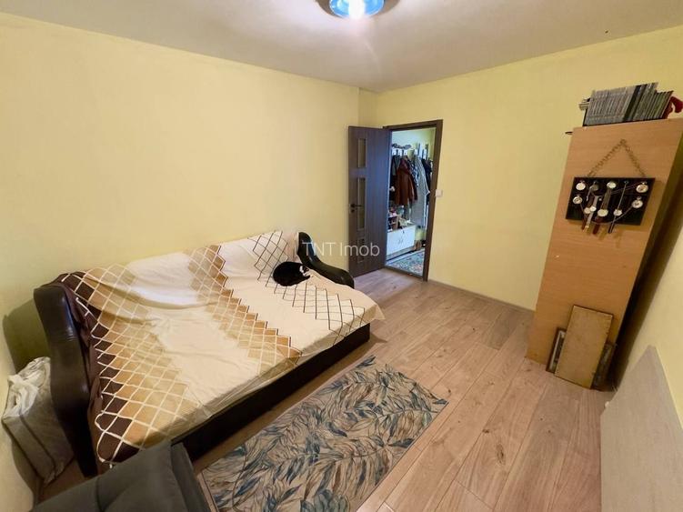 Casa individuala Giulesti | Renovata 2025 | Capat Tramvai 11 - 25