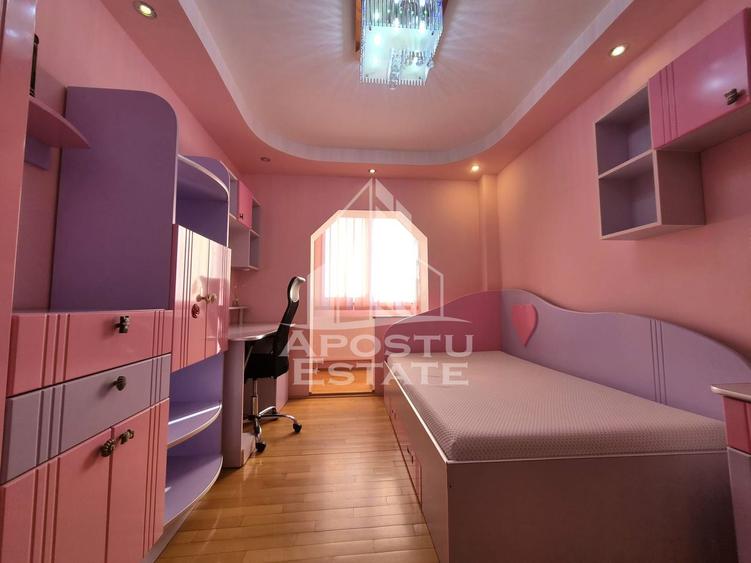 Apartament decomandat 3 camere,Zona Vlaicu