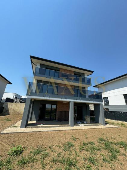 Casa Semipasiva in Dezmir - SU 206MP I Teren 486MP I 3 Niveluri
