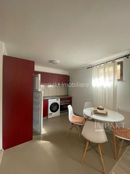 Apartament cu 3 camere decomandat, la casa, in zona Gheorgheni - 2