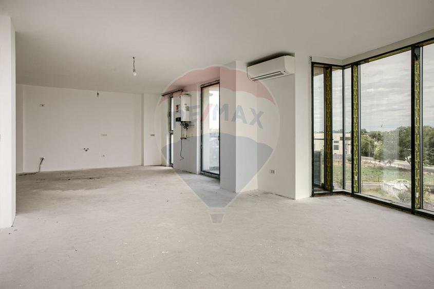 Apartament 3 camere 148 mp de vânzare cu loc parcare în zona Subcetate