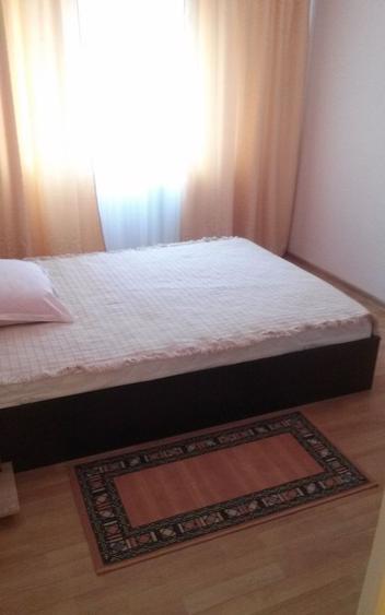 Apartament 3 camere, 68 mp utili, 2 bai, balcon, Cetate, Alba Iulia