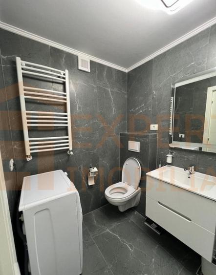 Apartament 2 camere de închiriat | Trocadero | Renovat | 54 mp