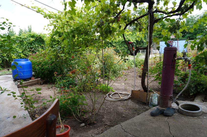 Vand casa 3 camere (61mp utili) cu teren (896mp), Oras Negru Voda, Jud Constanta