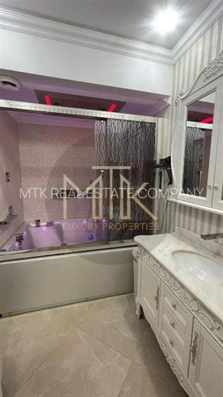 VILA DE LUX 8 camere, acces la lac privat | BANEASA