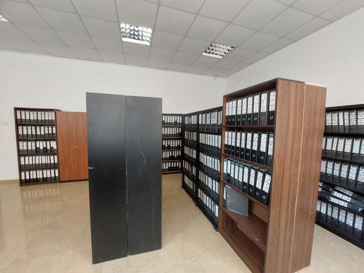 Pod Butelii, cladire comerciala, S+P+1, 672 mp.