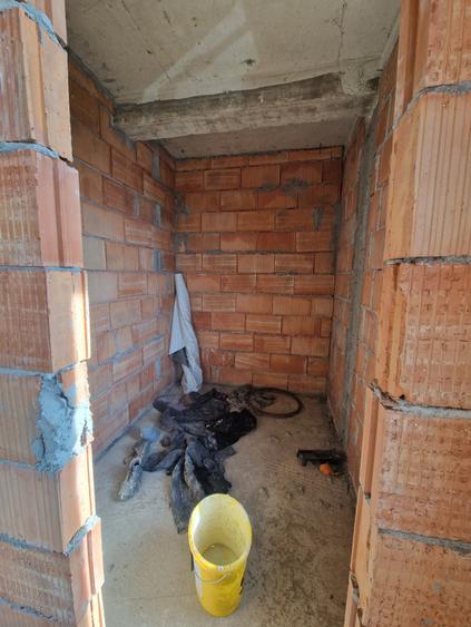 Casă P+M la roșu de vânzare în Catalina – zonă liniștită, locuința ideală