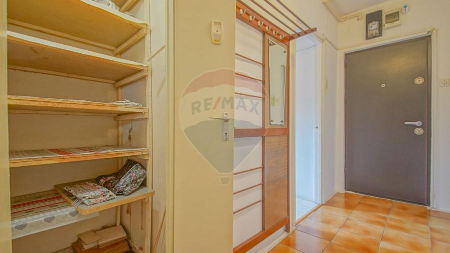 Apartament 2 cam de închiriat Zona Griviței Mobilat și utilat etaj 1