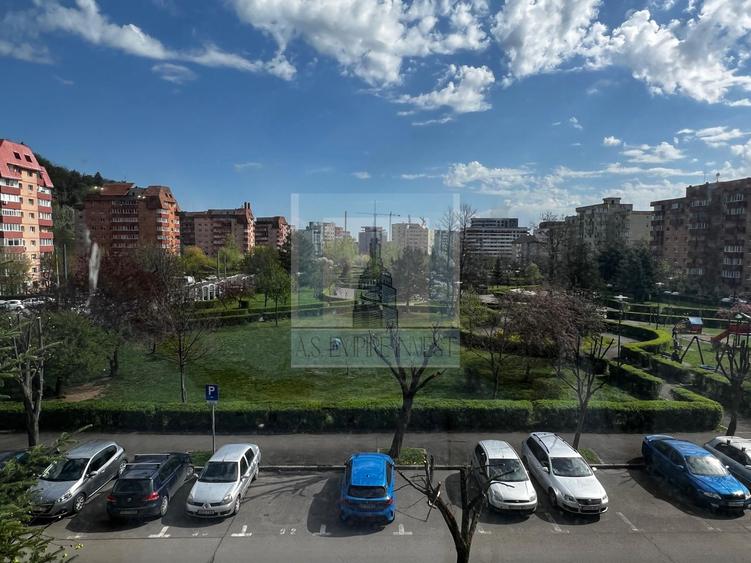Apartament 3 camere decomandat, 2 bai - zona Racadau