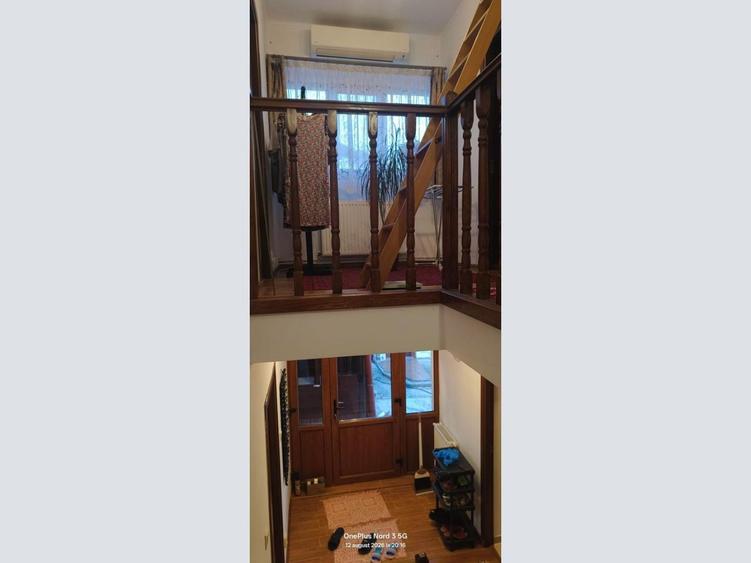 De vânzare: Vilă 3 camere, curte individuală – Zona Tei (Sector 2)