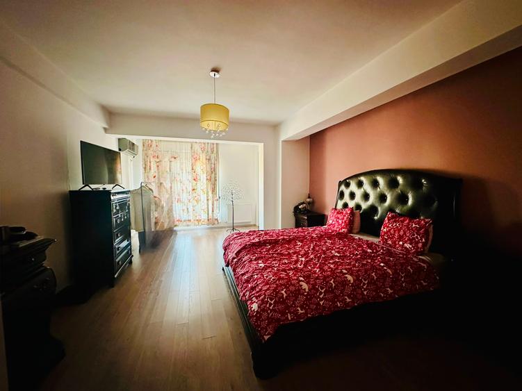 Duplex exclusivist cu lift privat - zona Polona - Eminescu