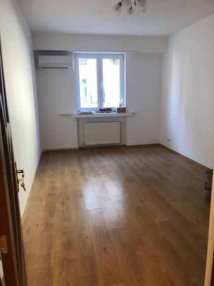 Apartament 3 camere decomandat ultra central renovat complet, disponibil imediat