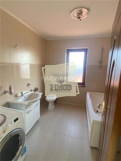 Casa 5 camere 2 bai balcon si 567 mp teren in Rasinari - 10