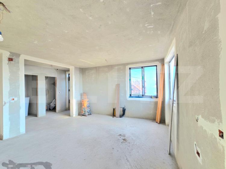 Unitatea C2 , Duplex semifinisat, zona Dambul Rotund, priveliste spre oras